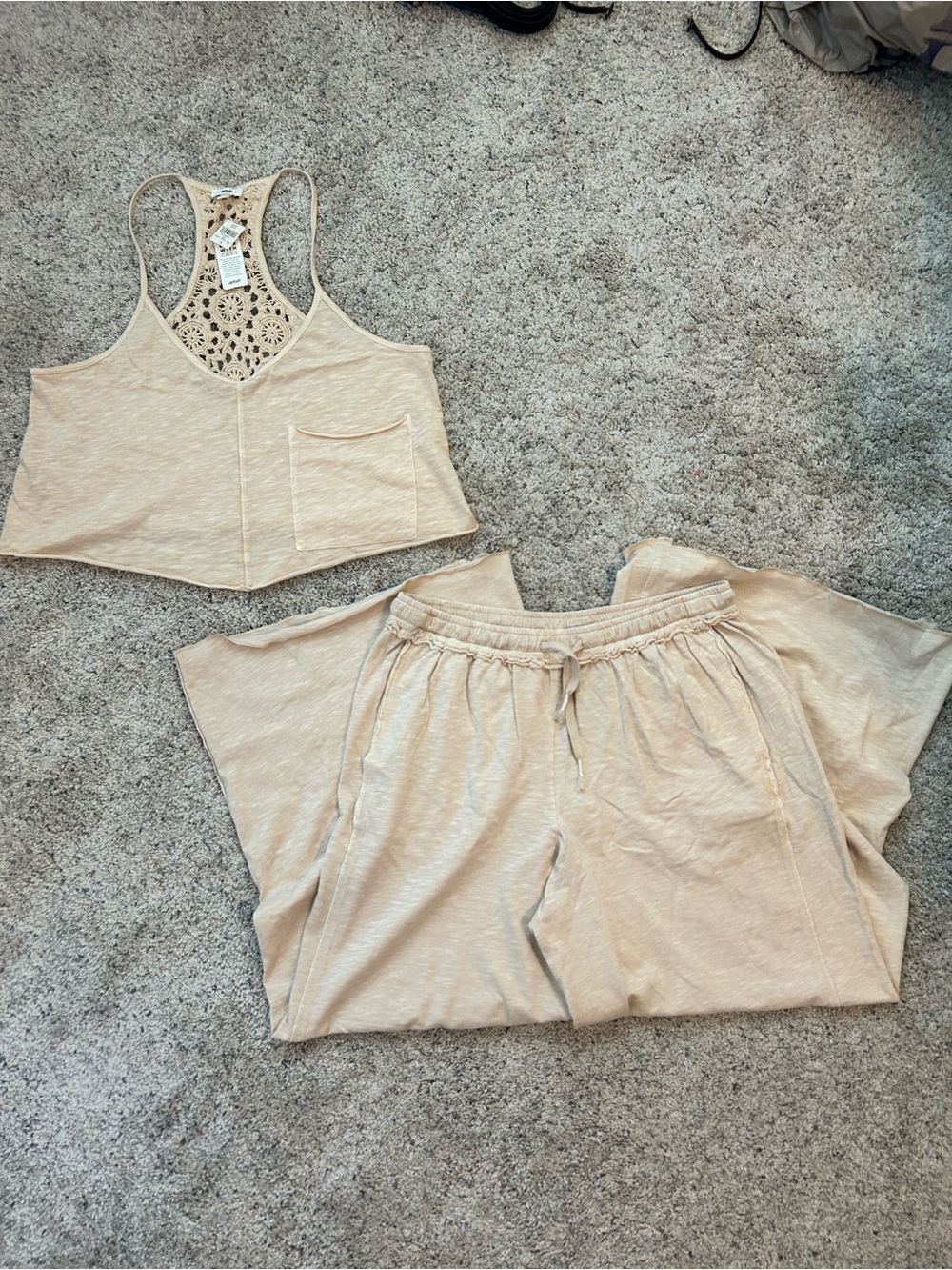Aerie lounge set